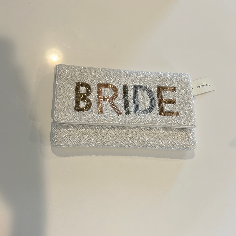 **NWT** Francesca’s beaded BRIDE Clutch